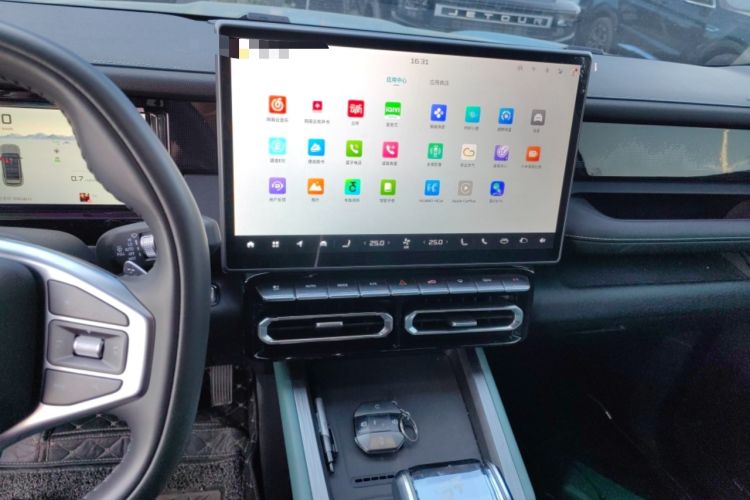 Used JETOUR Freelander 2025 2.0TD Automatic XWD Conqueror Audio And AC Panel