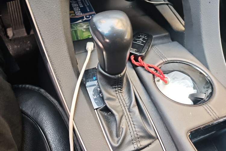 Used Toyota Avalon 2019 2.0L XLE Premium Edition China VI