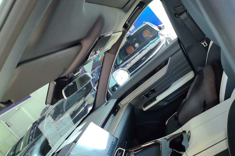 Used JETOUR Shanhai L6 2024 1.5TD DHT ULTRA