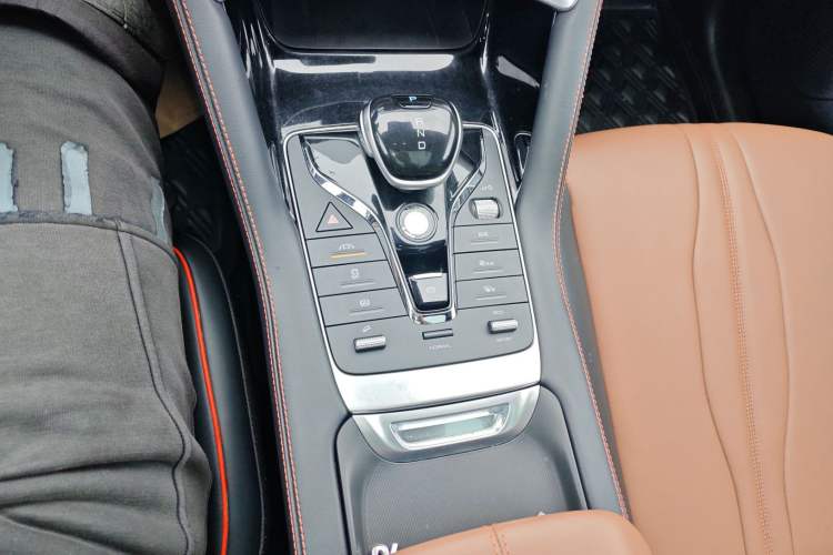 Used BYD Song PLUS 2020 1.5T Automatic Prestige Version
