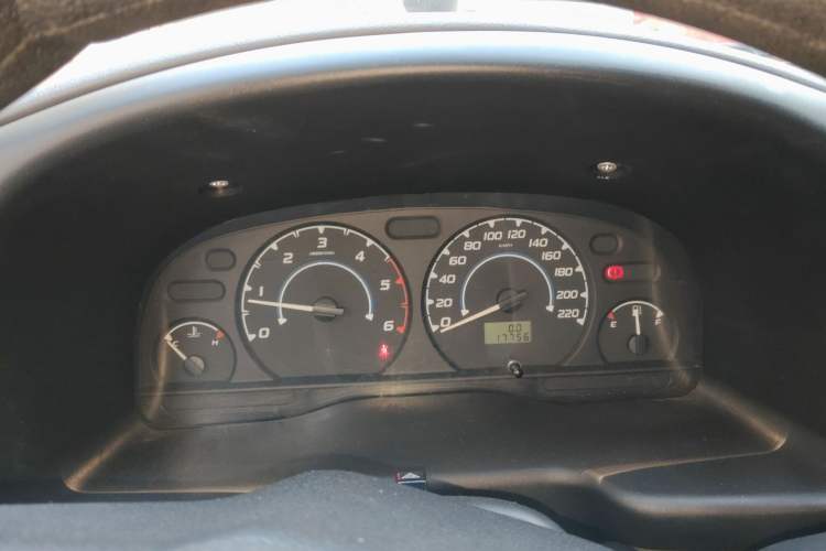 Used JMC Transit 2019 2.8T Commercial Version Short Wheelbase Mid-Roof 3-Seater China VI Standard JX493