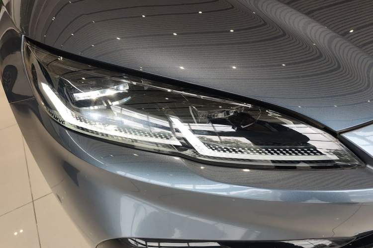 Used BYD Seal 06 New Energy 2025 DM-i Smart Drive 120KM Deluxe Model Exterior 3