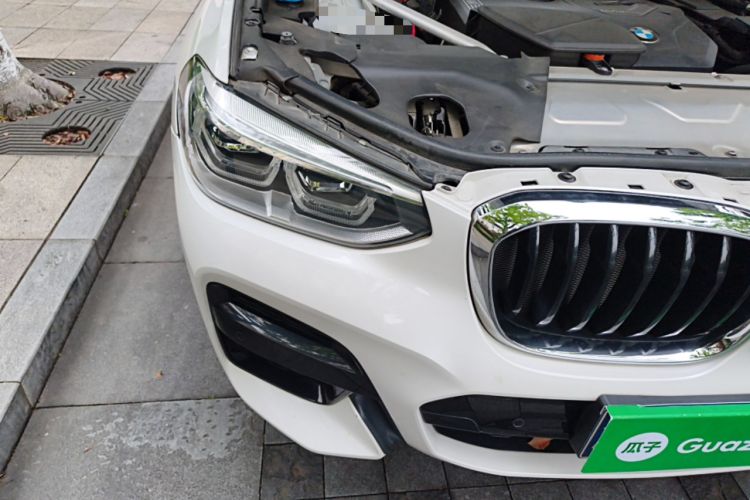 Used BMW X3 2020 xDrive30i Luxury Model with M Sport Package Right Front Headlight