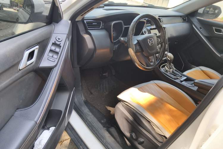 Used JMC Yusheng S330 2016 1.5L GTDi Automatic Two-Wheel Drive Comfort Edition