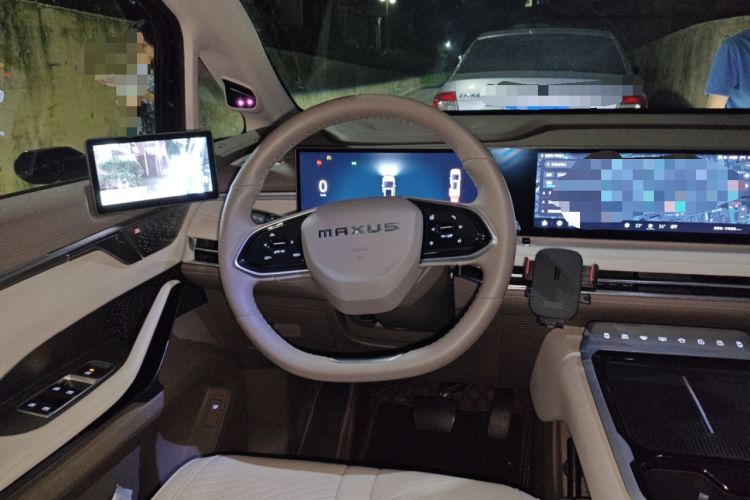 Used SAIC MAXUS Dajia 7 2024 605 km Extended Range Highland Version Six-Seater
