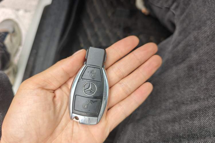 Used Mercedes-Benz B-Class 2017 B 200 Sport Edition Vehicle Key