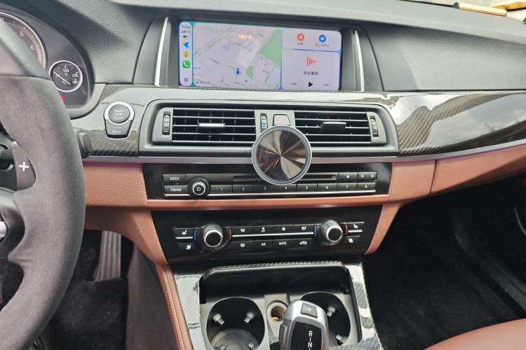 Used BMW 5 Series 2017 520Li Elegant Edition
