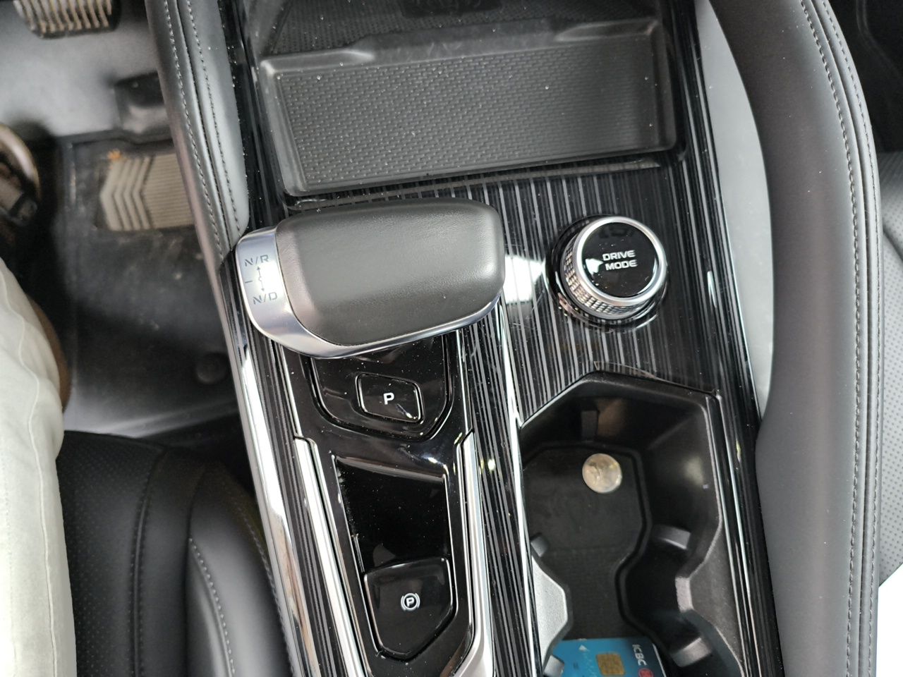 Geely Auto Monjaro L 2023 2.0TD High-Power Automatic Two-Wheel Drive Flagship Version — снимка 14