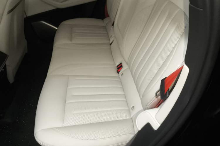 Used ONVO L60 2024 60 kWh Rear-Drive Version
