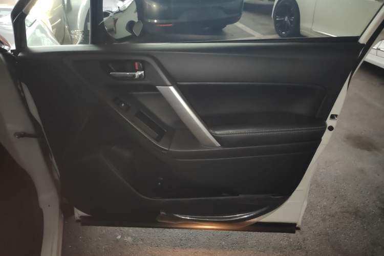 Used Subaru Forester 2013 2.5i Automatic Luxury Edition