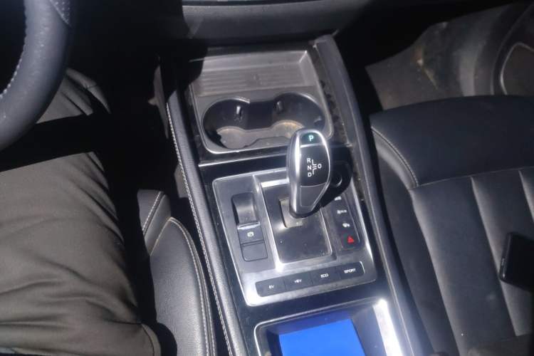 Used BYD Song MAX New Energy 2019 DM 1.5T Smart Connect Advanced 6-Seater China VI Standard