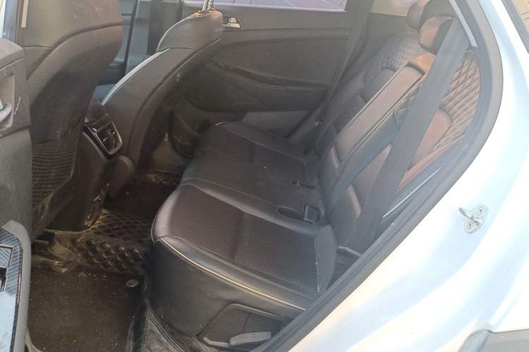 Used Hyundai Tucson 2019 280TGDi Dual-Clutch Two-Wheel Drive Smart Connect Version China V Standard