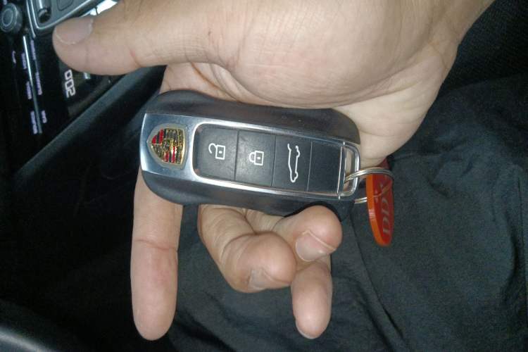 Used Porsche Cayenne E-Hybrid 2021 Cayenne E-Hybrid 2.0T Interior 1