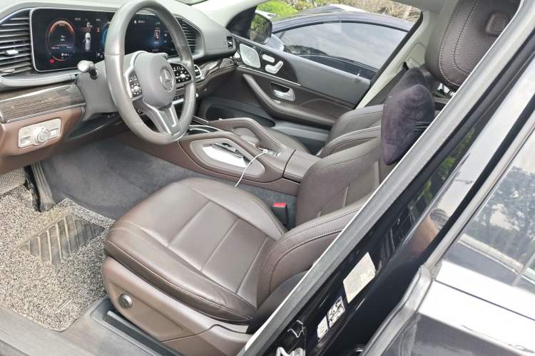 Used Mercedes-Benz GLE 2020 GLE 350 4MATIC Fashion Model Left Front Seat