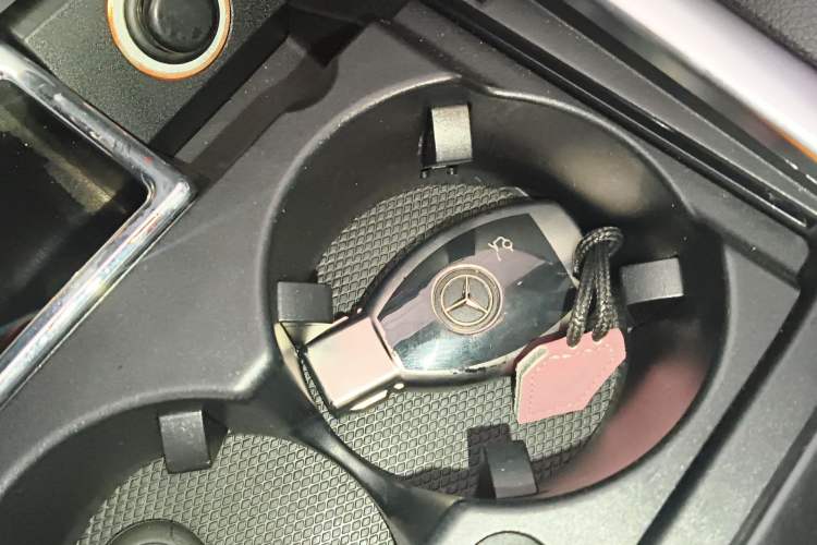 Used Mercedes-Benz E-Class 2015 Revised E 260 L Sporty and Stylish Edition Vehicle Key