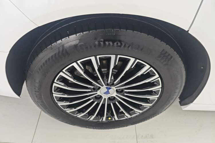 Used Denza D9 2022 DM-i 970 Four-Wheel Drive Flagship Model
