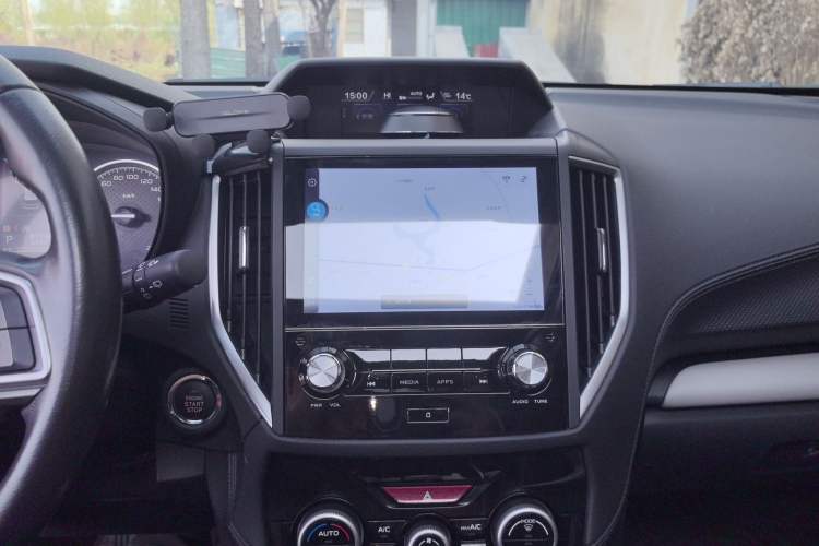 Used Subaru Forester 2024 2.5i AWD Premium Edition EyeSight Audio And AC Panel