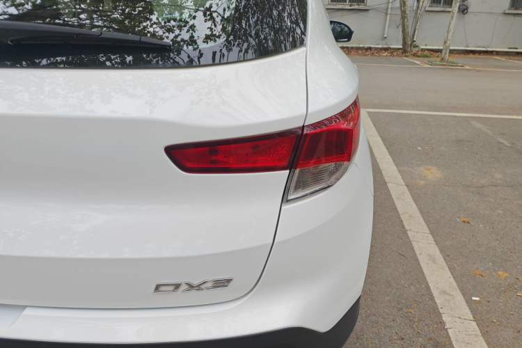 Used Soueast DX3 2019 1.5L Manual Luxury Model China VI Standard Right Rear Taillight