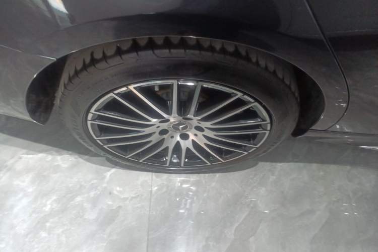 Used Mercedes-Benz C-Class 2022 Restyled C 260 L Sport Edition Right Rear Wheel Hub