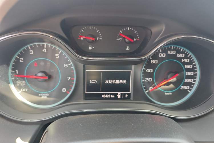 Used Chevrolet Cruze 2018 320 Automatic Pioneer Sunroof Edition Instrument Cluster