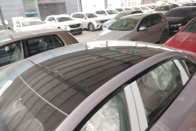 Used XPeng MONA M03 2025 600 with Ultra-Long Range Max Roof