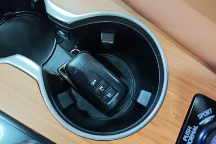 Used Lexus RX 2016 450h Four-Wheel Drive Luxury Edition