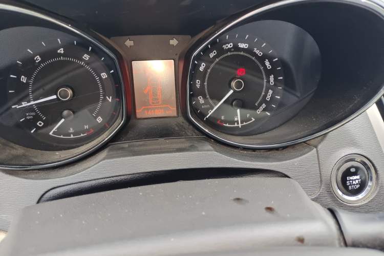 Used Chery Arrizo 7 2013 1.6L Manual ZhiXiang Edition Odometer Close Up