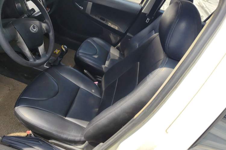 Used Geely Auto GX2 2011 1.5L Manual Luxury Version
