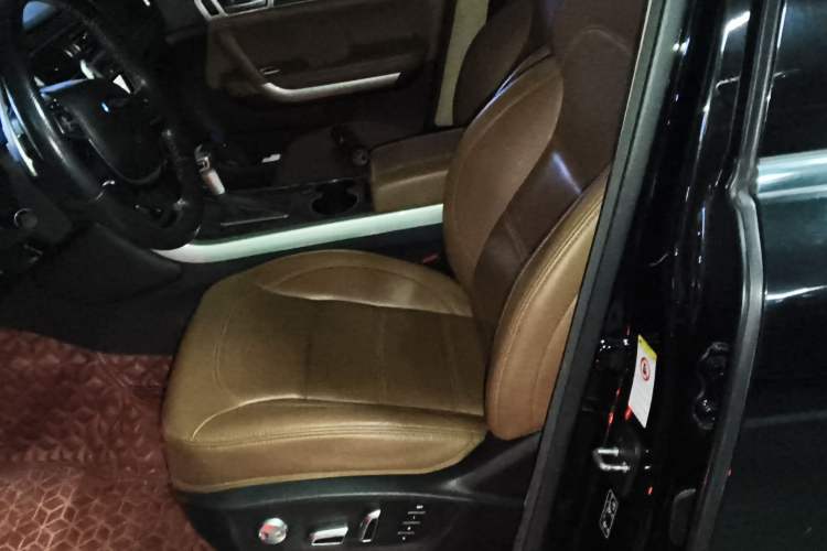 Used Haval H8 2015 2.0T Four-Wheel Drive Comfort Version Left Front Seat