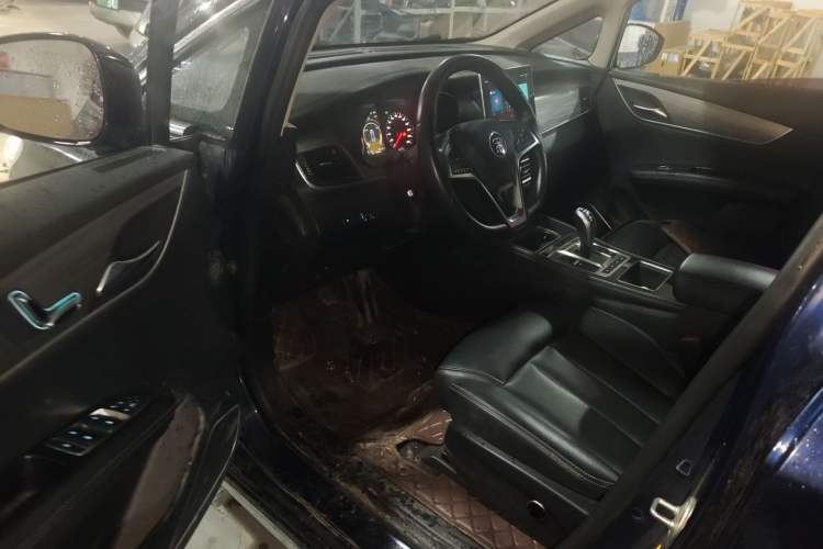 Used BYD Song MAX New Energy 2019 DM 1.5T Smart Connect Advanced 6-Seater China VI Standard
