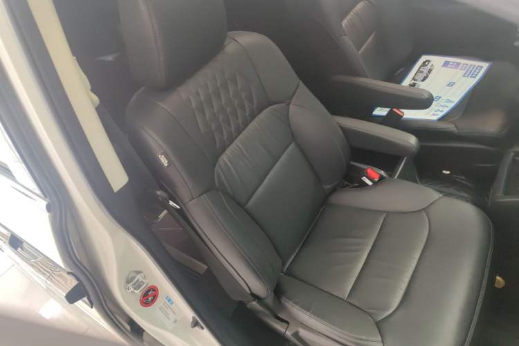 Used Honda Elysion 2022 2.0L eHEV Luxury Edition
