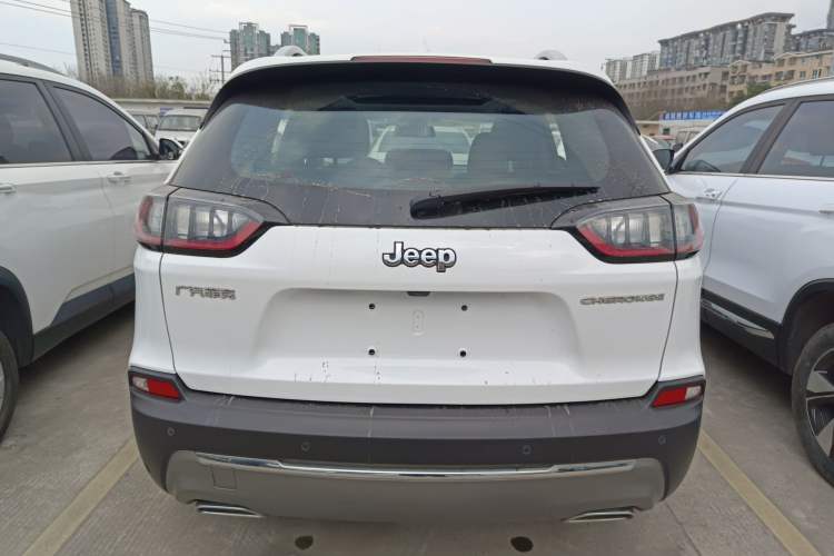 Used Jeep Cherokee 2020 2.0T Two-Wheel Drive Leading Edition