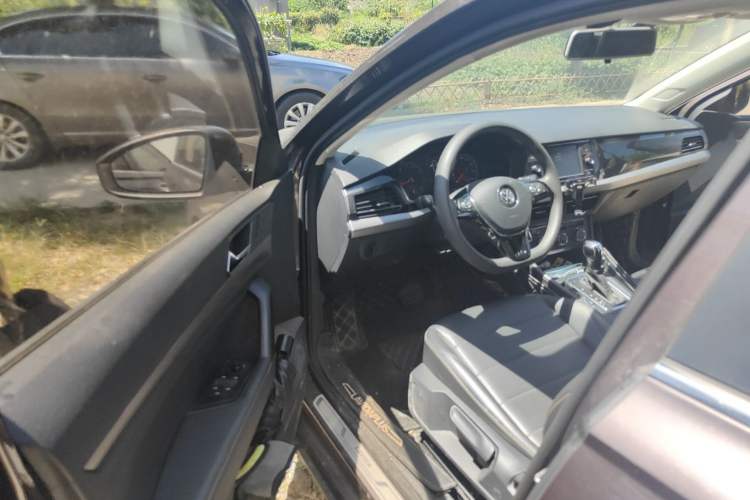 Used Volkswagen Lavida 2018 1.5L Automatic Comfort Edition China V Standard