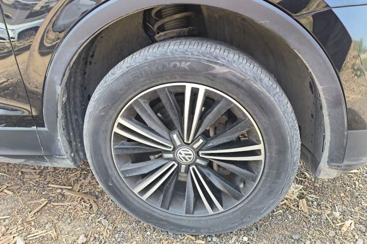 Used Volkswagen Tiguan L 2019 Updated Version 330TSI Automatic Two-Wheel Drive Panoramic Comfort Edition China VI Standard Exterior 7