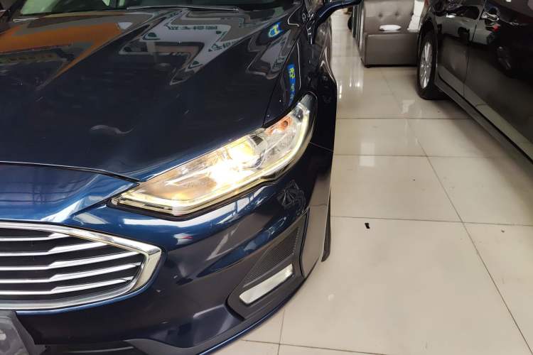 Used Ford Mondeo 2018 EcoBoost 180 Smart Control Fashion Model China VI Standard Left Front Headlight