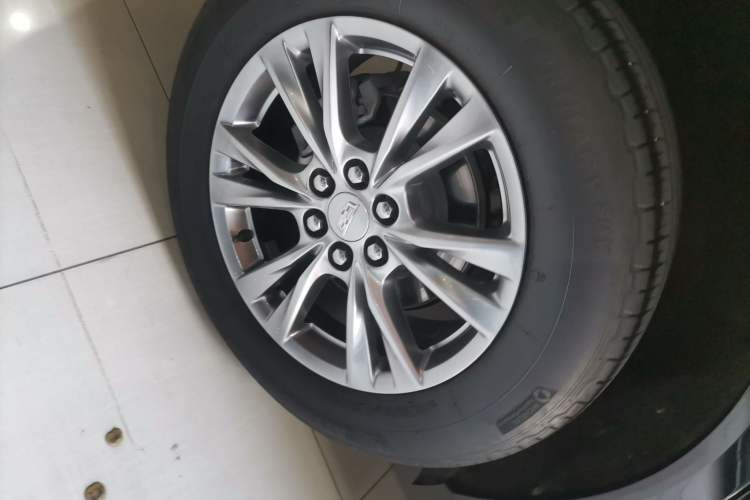 Used Cadillac XT5 2022 2.0T Two-Wheel Drive Luxury Version