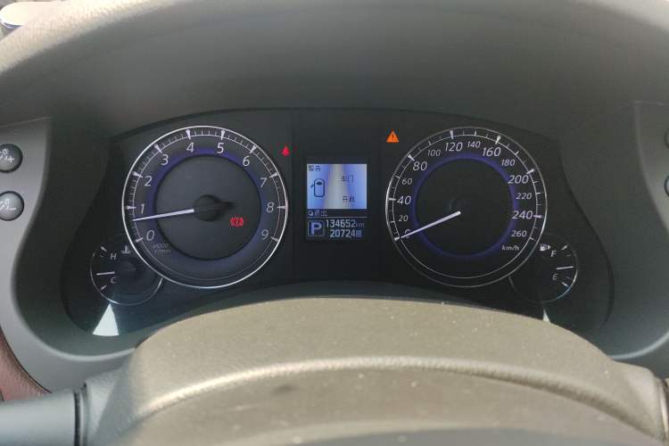Used Infiniti QX50 2015 2.5L Enjoyment Edition Instrument Cluster