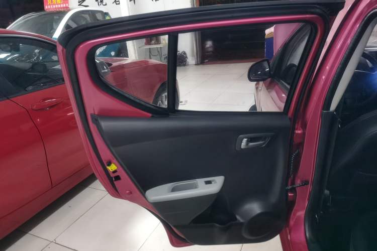 Used Suzuki Alto 2013 1.0L Automatic Luxury Model
