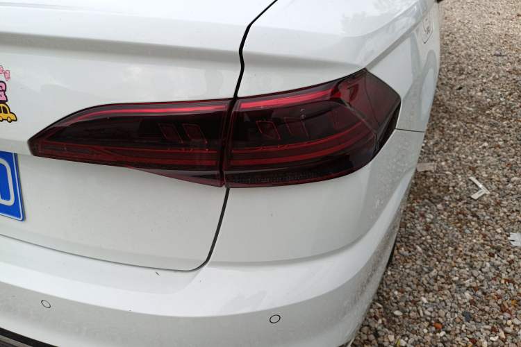 Used Volkswagen Bora 2023 200TSI DSG Smart Drive Version Right Rear Taillight