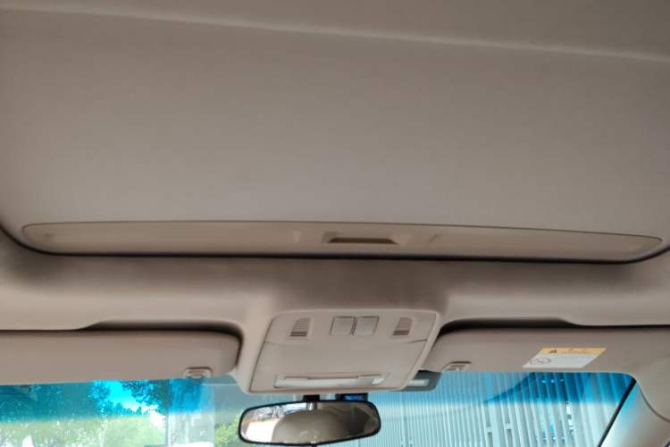 Used Buick GT 2013 GT 1.6L Automatic Fashion Edition Headliner