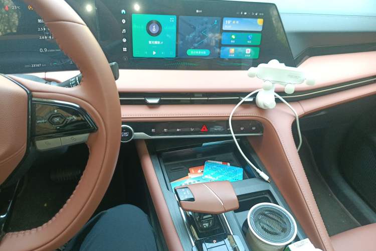 Used CHANGAN CS75 PLUS 2023 3rd Generation 1.5T Automatic Prestige Model
