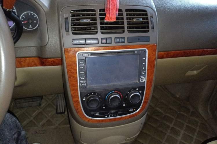 Used Buick GL8 2011 2.4L LT Executive Edition