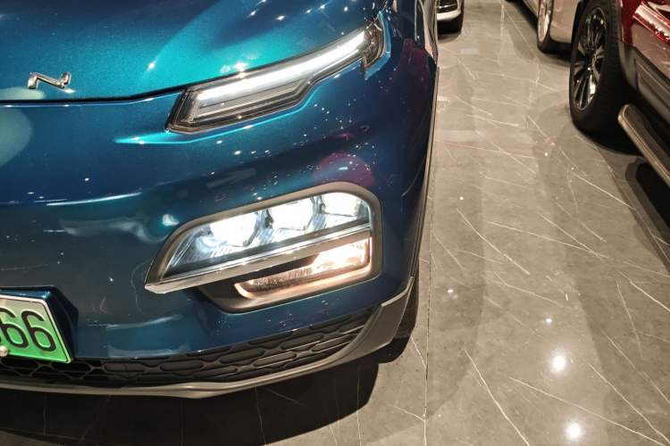 Used Dayun Yuehu 2021 32.85 kWh Two-Wheel-Drive Sprite Version
