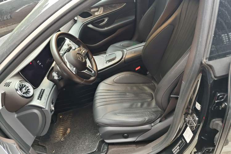 Used Mercedes-Benz CLS 2018 CLS 300 Dynamic Edition Left Front Seat