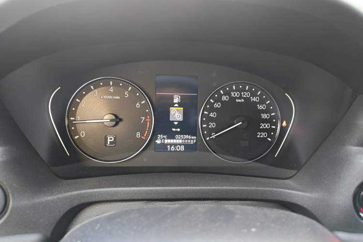 Used Honda Vezel 2023 1.5L CVT Tech Edition
