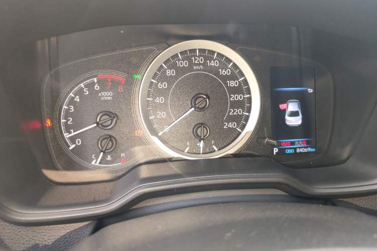 Used Toyota Levin 2021 185T CVT Luxury Edition
