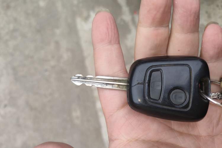 Used Citroen Elysee 2012 Sedan 1.6L Manual Tech Model CNG
