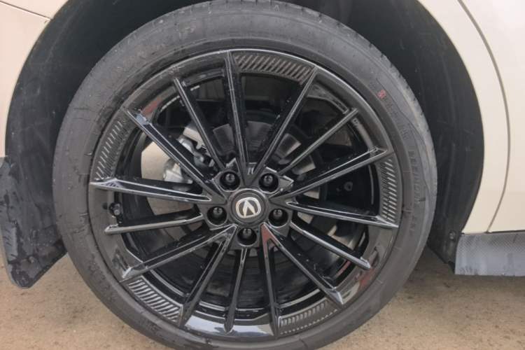 Used CHANGAN UNI-V 2024 1.5T Prestige Sport Edition

