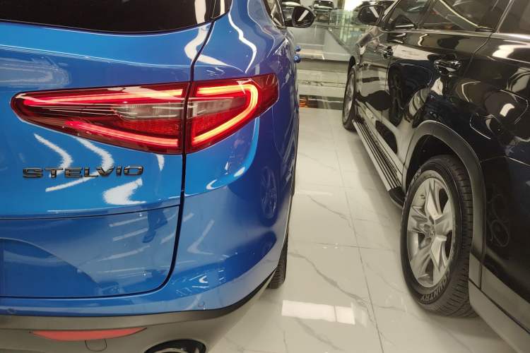 Used Alfa Romeo Stelvio 2020 2.0T 280HP Luxury Edition
