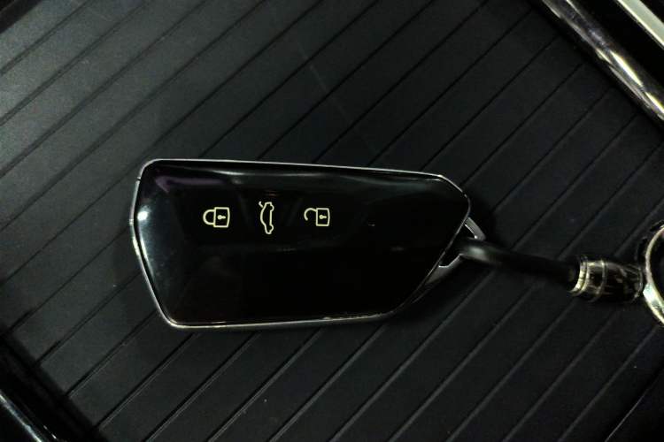 Used Volkswagen ID.6 CROZZ 2021 Long-Range PURE+ Edition
